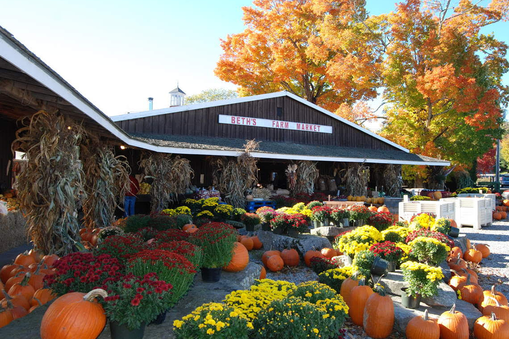 Beth's Farm Market - Warren Maine